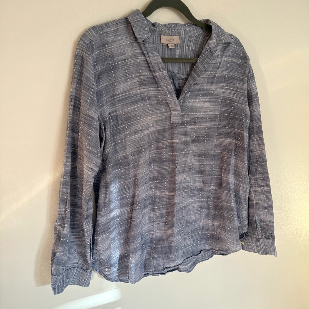 Womens L Loft 100% cotton long sleeve lightweight blouse | v neck work flowy